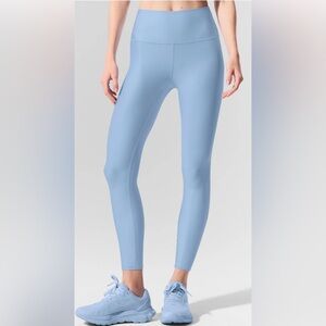 alo Yoga 7/8 High-Waist Airlift Legging